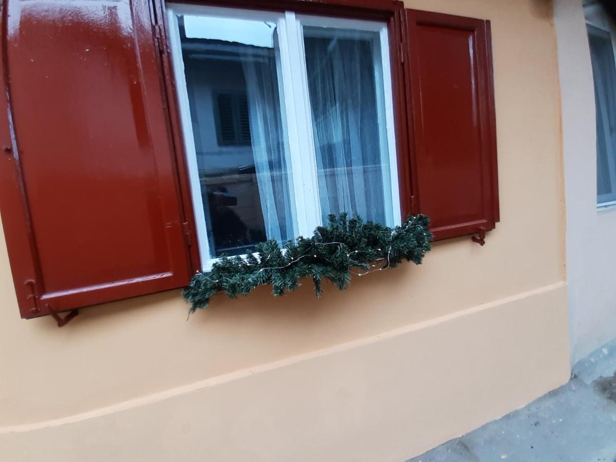 Flh - Studio Mai Cu Aroma De Cafea Si Ceai Sibiu Exterior foto